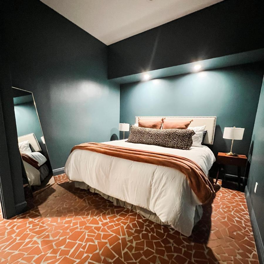One bedroom Plus Upscale Sofa Bed 1st Floor