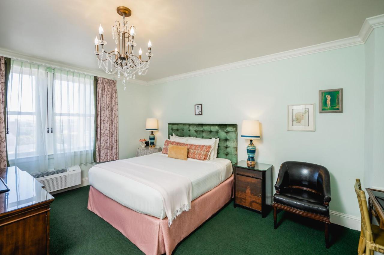 King Room,1434560533:JPEG
