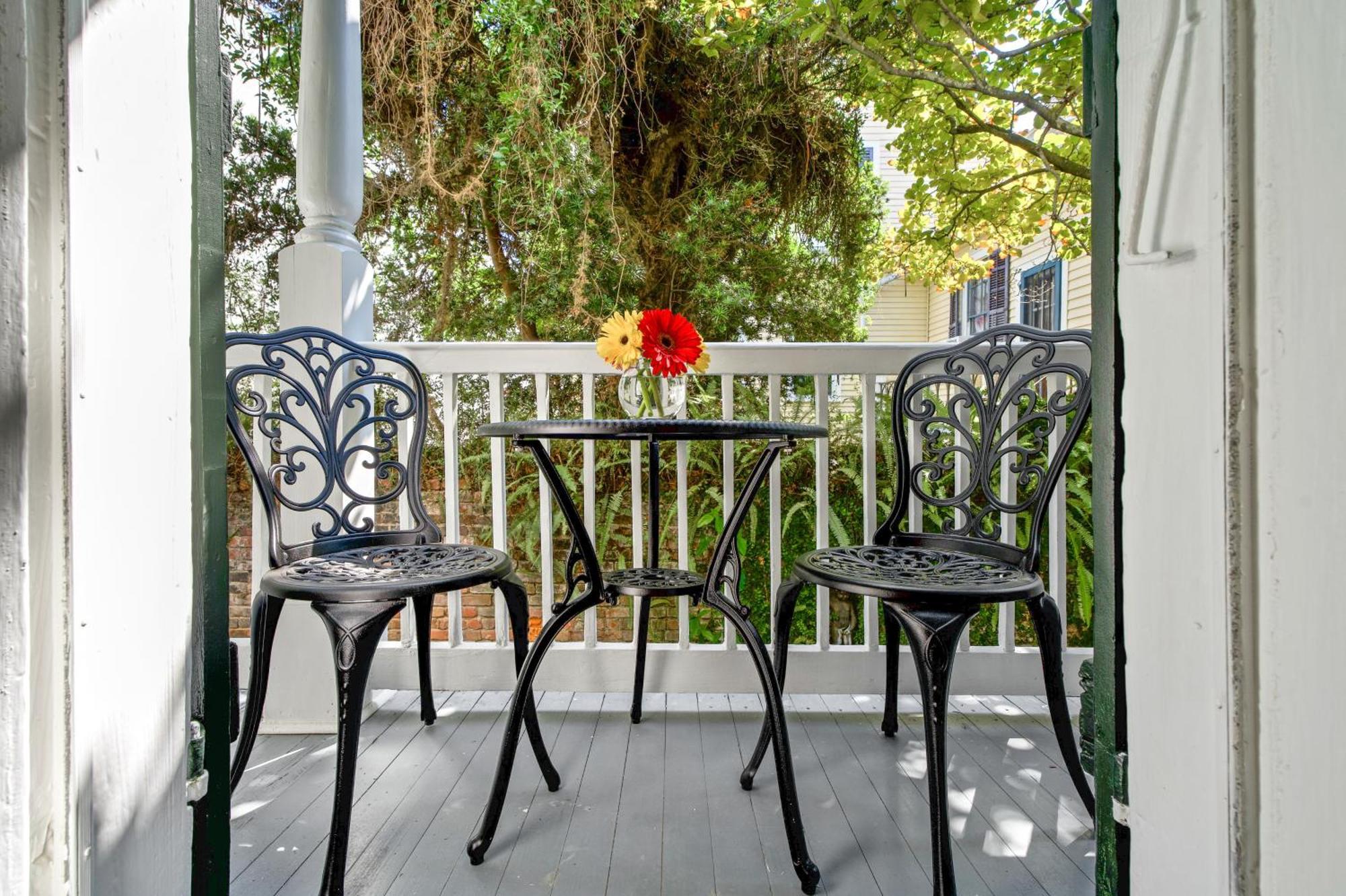 Deluxe Bungalow Garden View