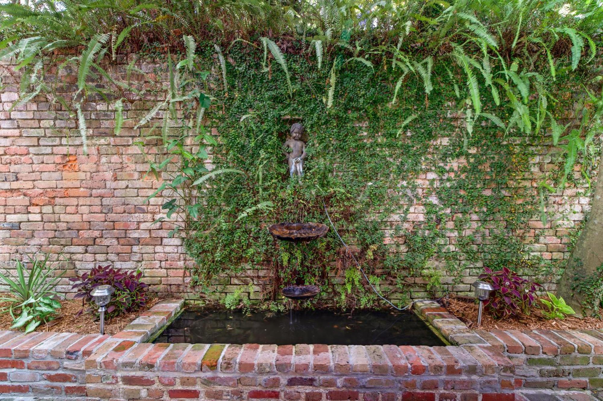 Deluxe Bungalow Garden View