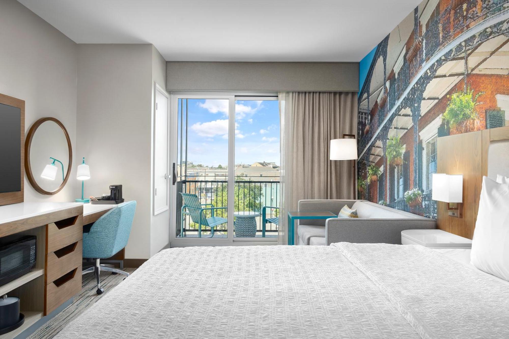 King Room Sofa Bed Balcony
