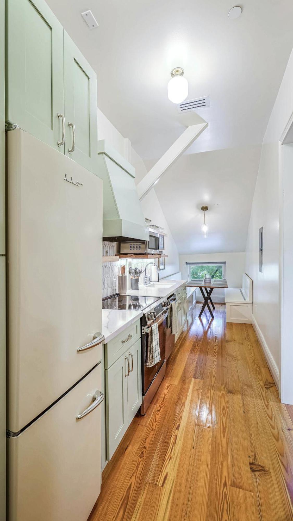 Five-Bedroom Apartment
