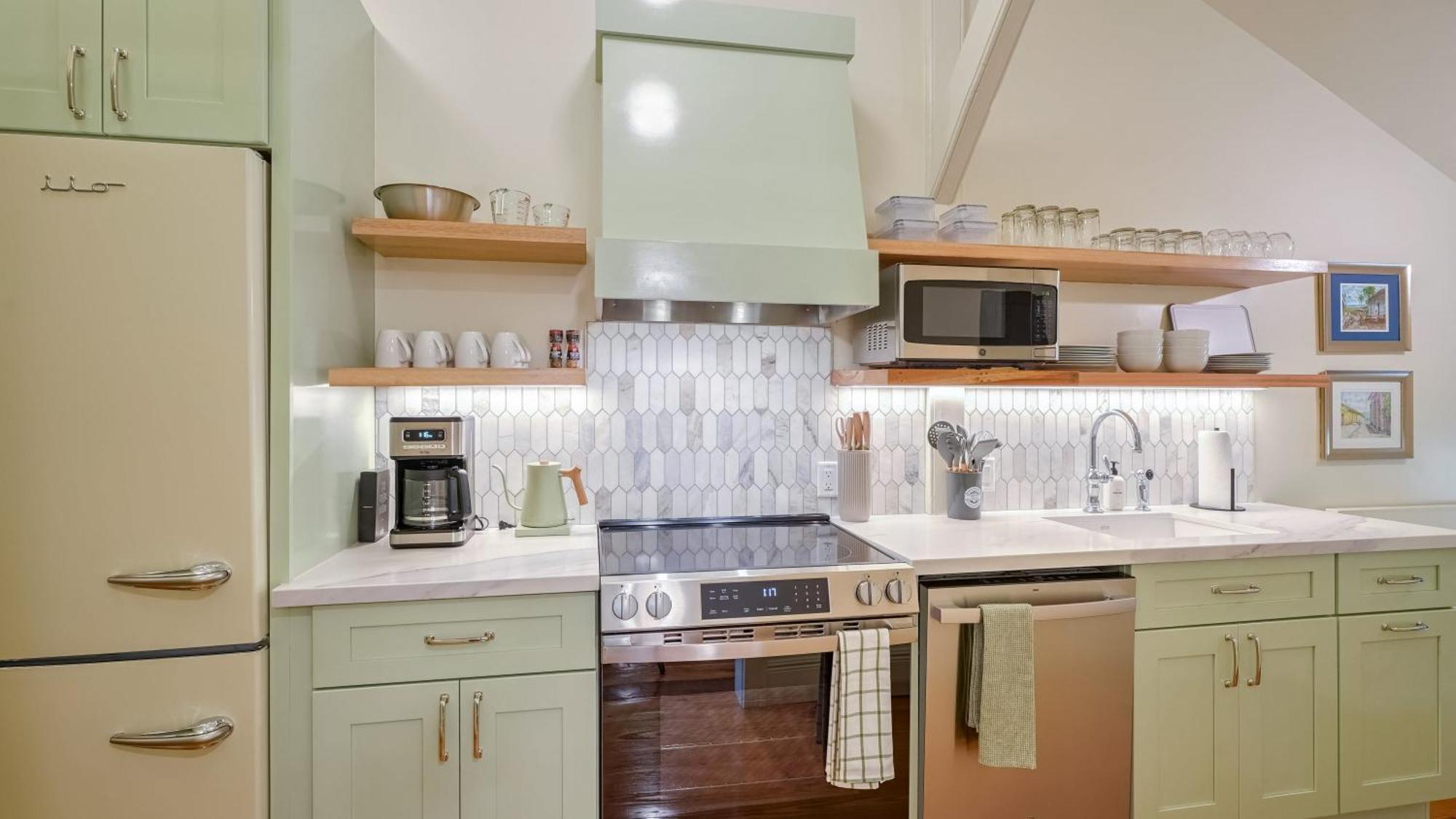 Five-Bedroom Apartment