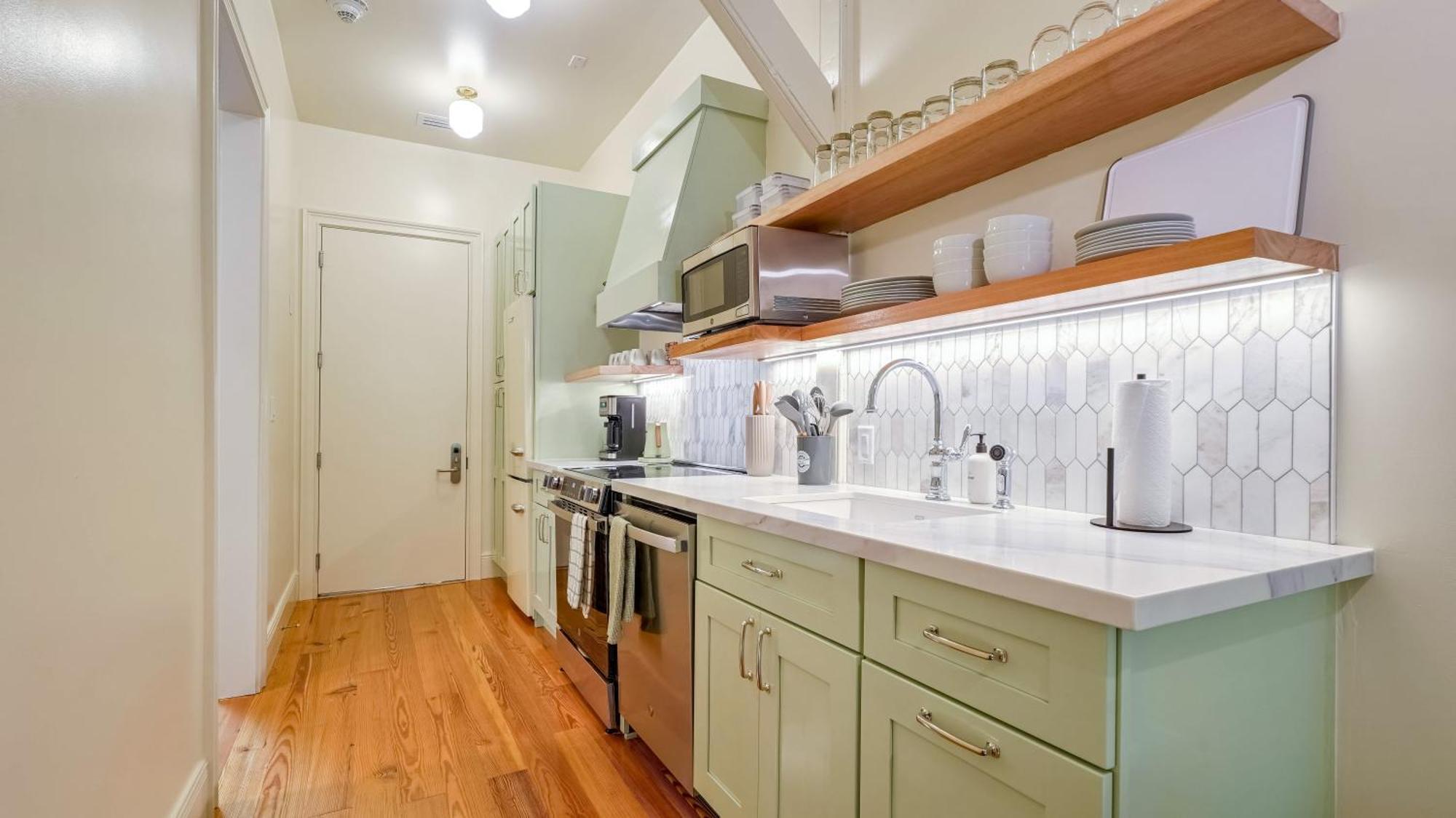 Five-Bedroom Apartment