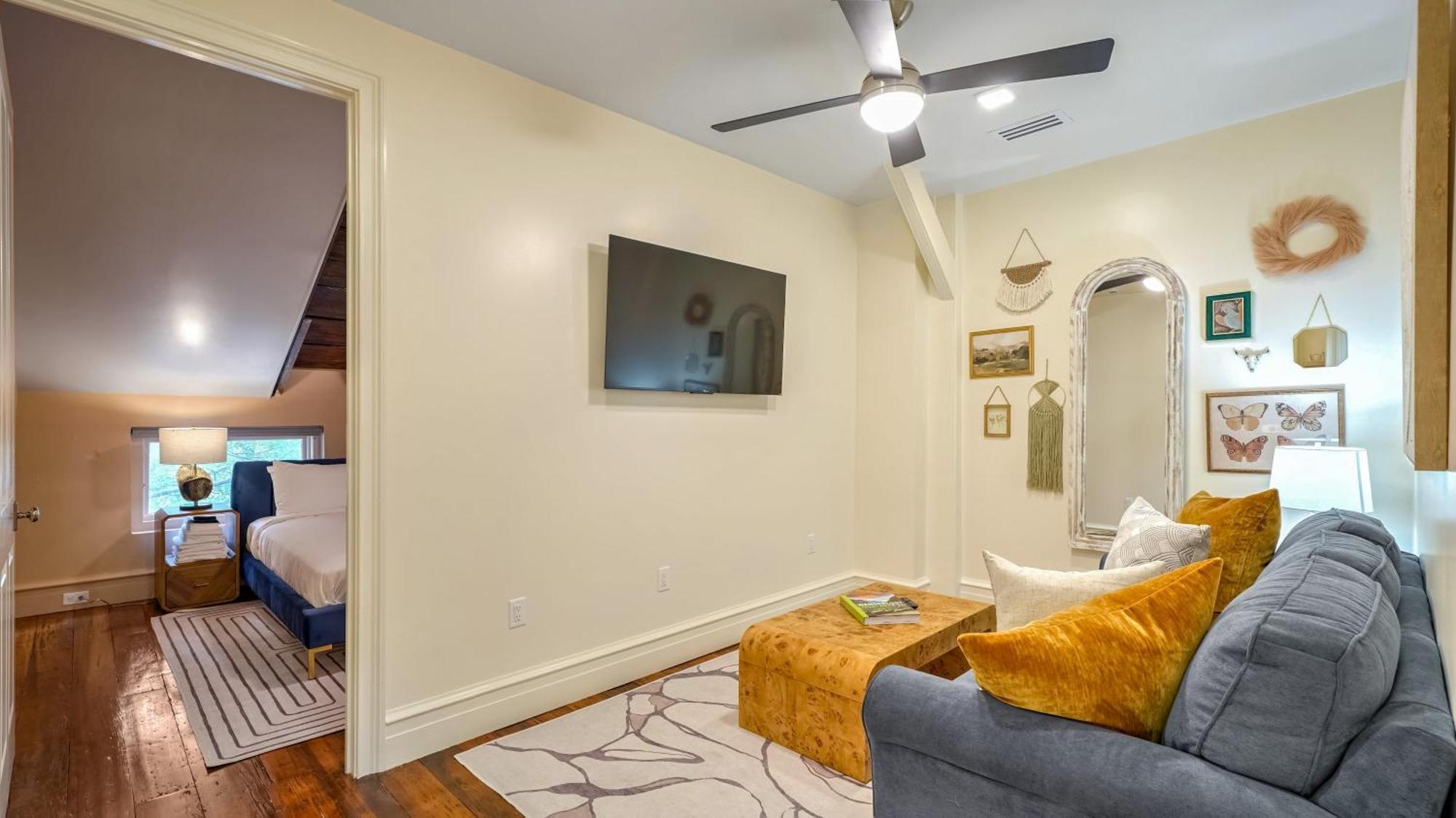 Five-Bedroom Apartment