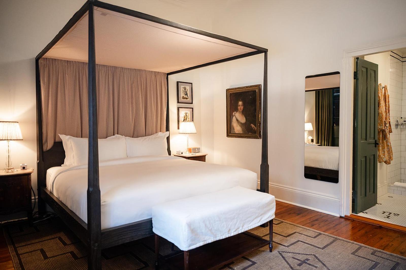 King Room,1630798849:JPEG