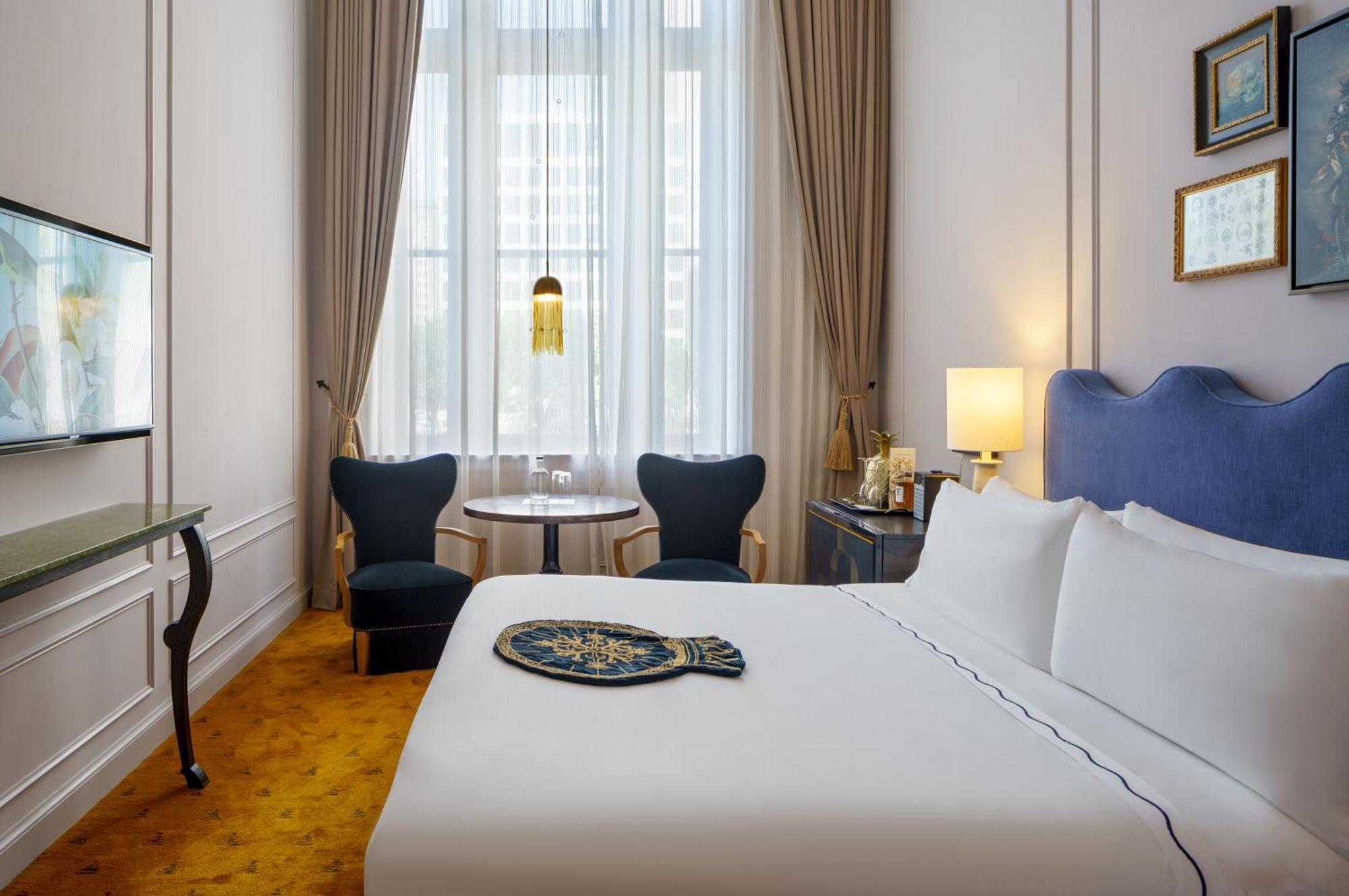 King Room