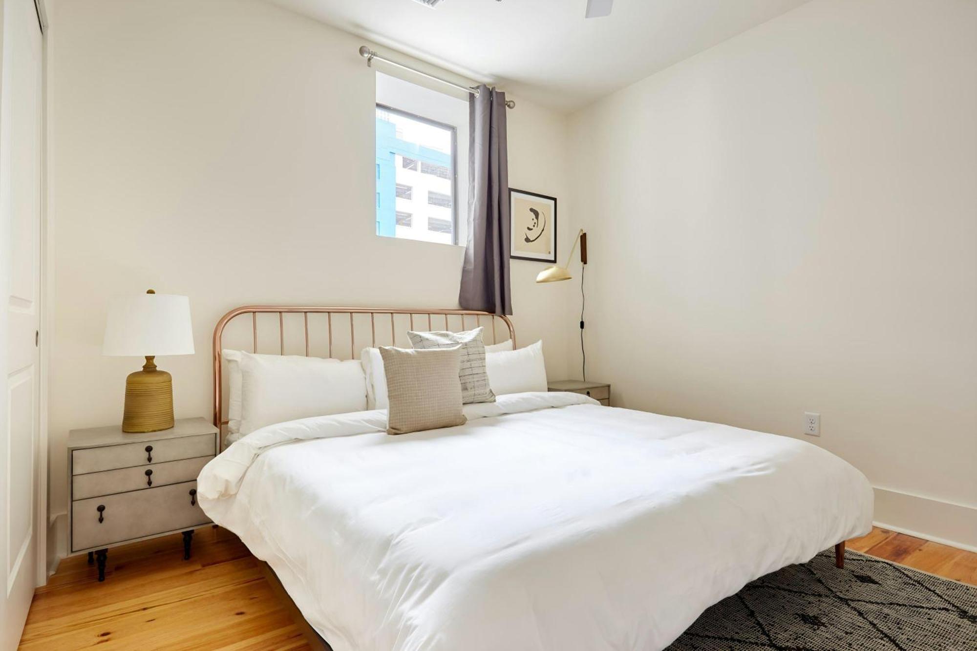 Five-Bedroom Apartment