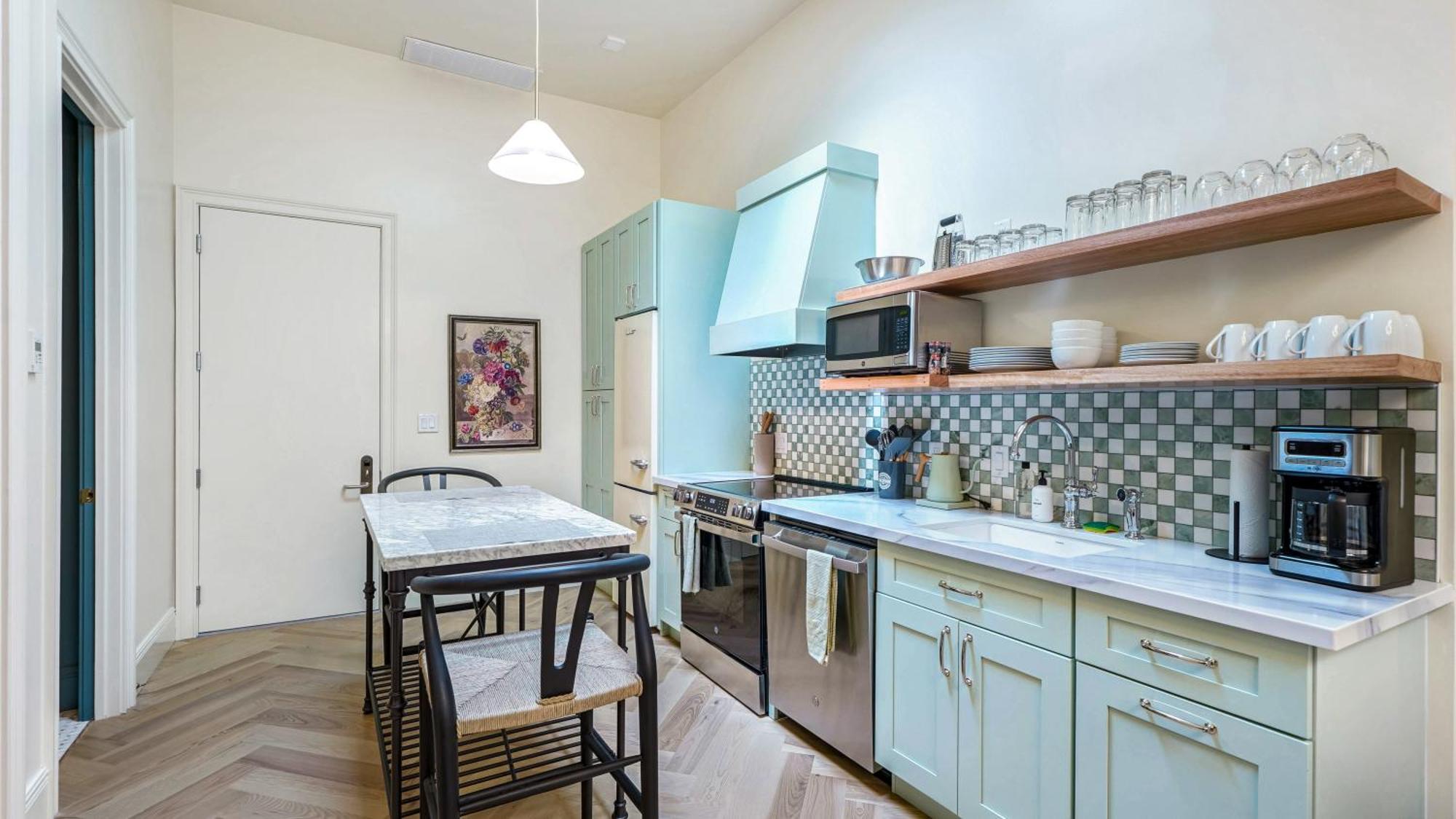 Five-Bedroom Apartment