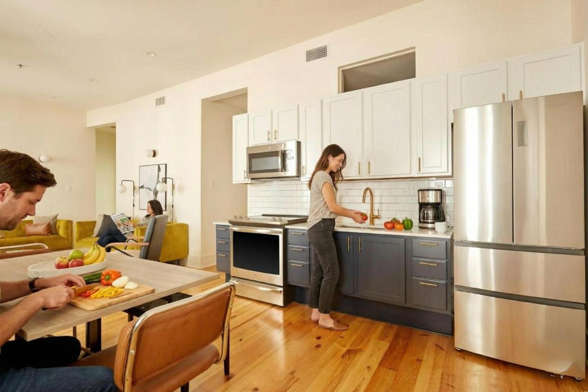 Five-Bedroom Apartment
