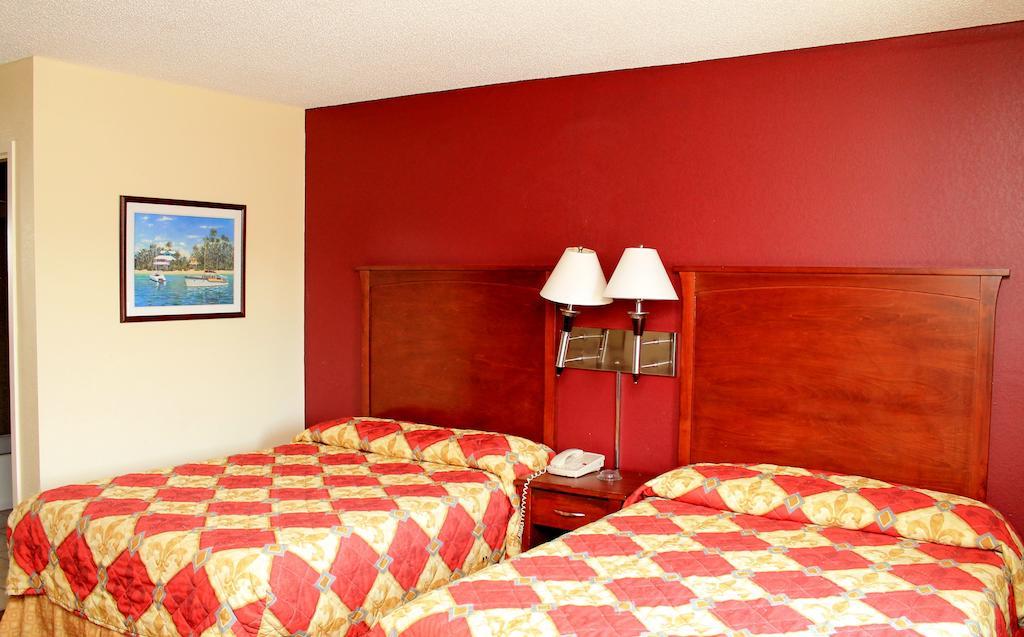 Room Selected at Check,703126678:JPEG
