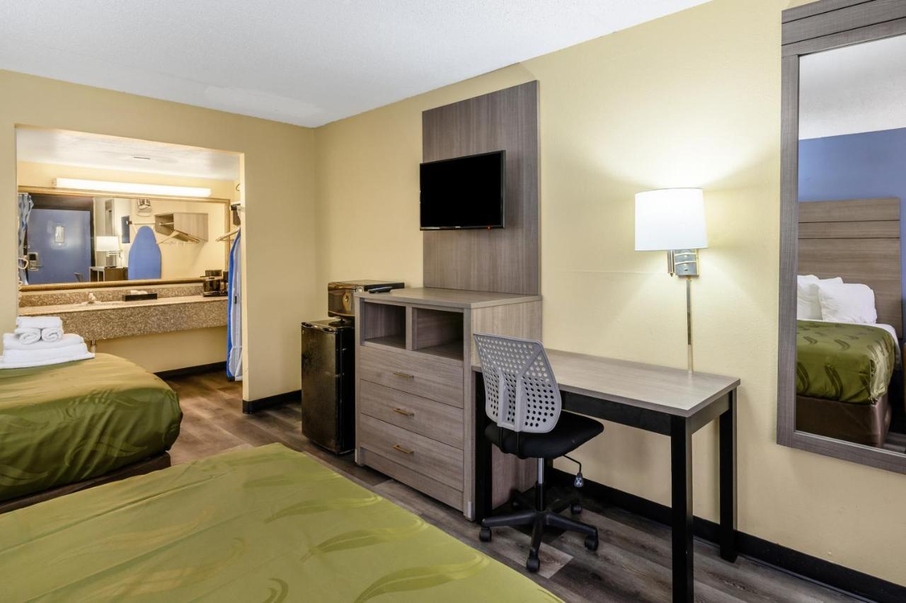 Double Room with Two Double Beds - Non-Smoking