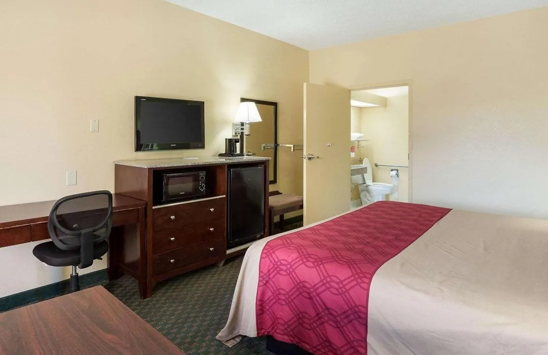 Rodeway Inn & Suites New Orleans Gentilly-1