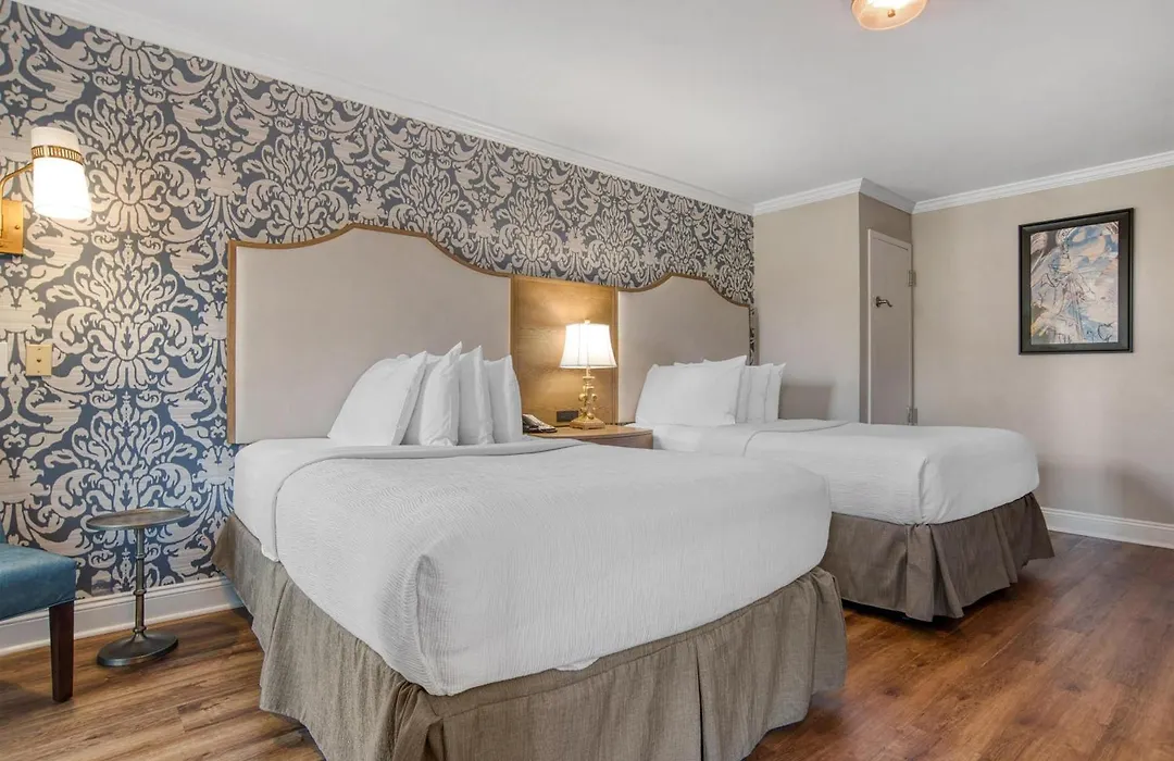 Best Western Plus French Quarter Courtyard Hotel-1