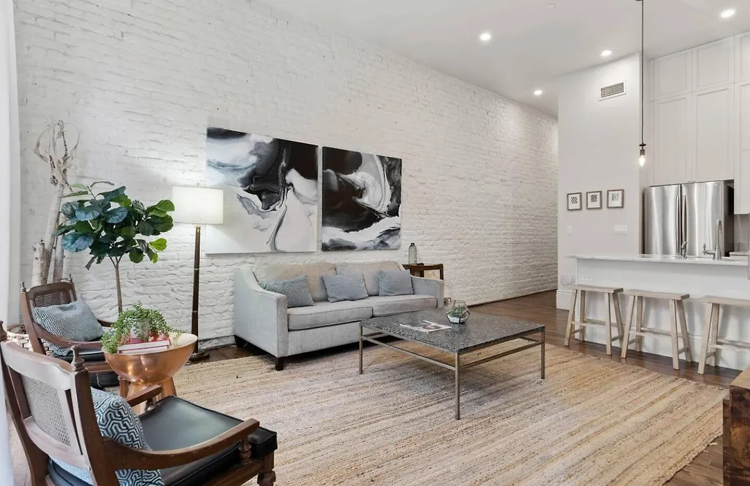 4Br Gem On Gravier Close To Dining & Souvenirs-1