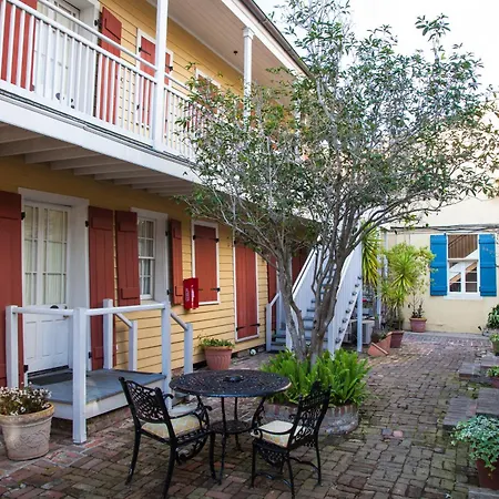 Hotel St. Pierre French Quarter-3