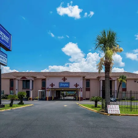 Relax Inn & Suites-3