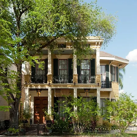Hh Whitney House - A Bed & Breakfast On The Historic Esplanade-3