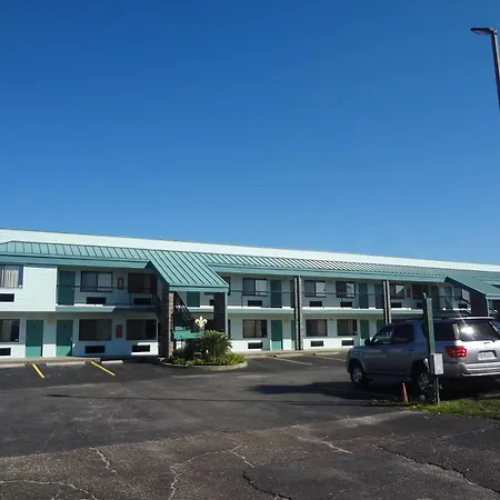 Nola Inn & Suites-3