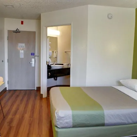 Motel 6-New Orleans, La-2