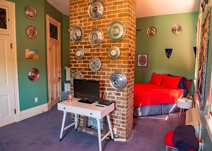 The Lookout Inn New Orleans