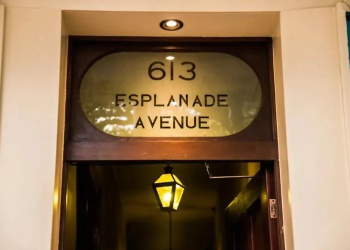 Hotel Jean Lafitte House New Orleans