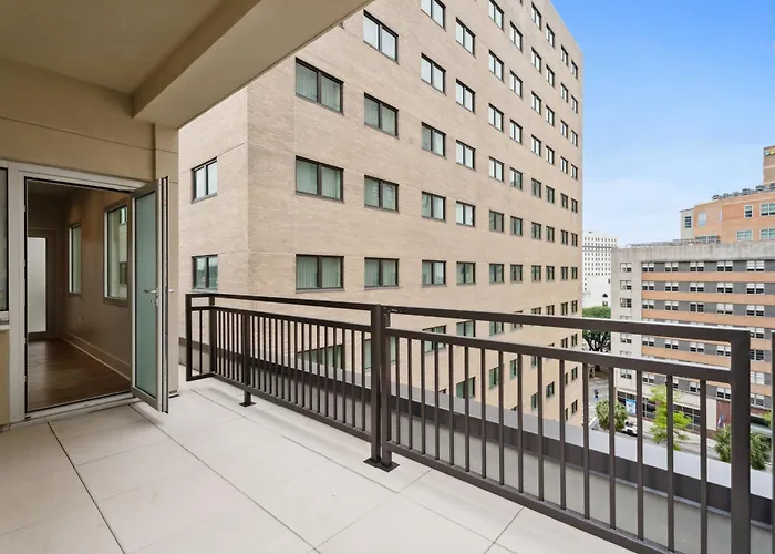 Hotels in New OrleansEleanor