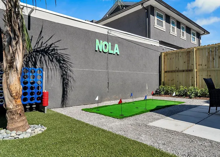 Sleeps 24-Spacious Suites Near Fq W Pool New Orleans