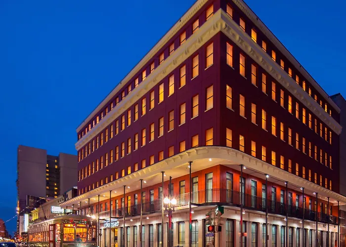 Courtyard By Marriott New Orleans Downtown Near The French Quarter Hotel