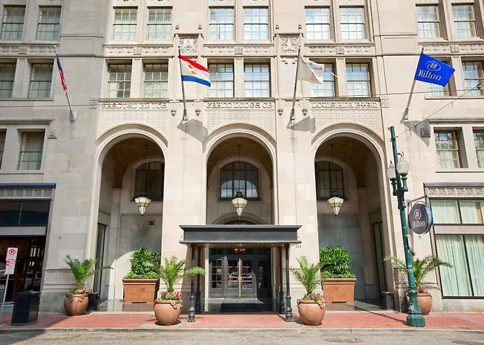 Hilton New Orleans / St. Charles Avenue Hotel