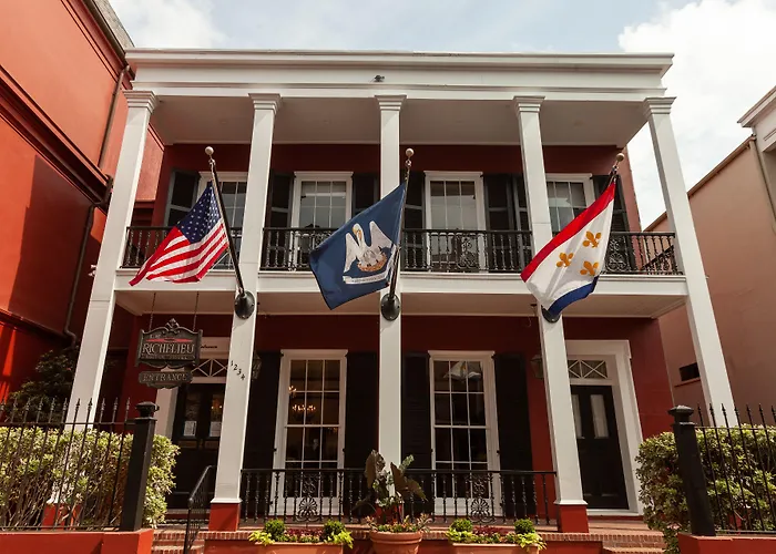 Le Richelieu Hotel In The French Quarter