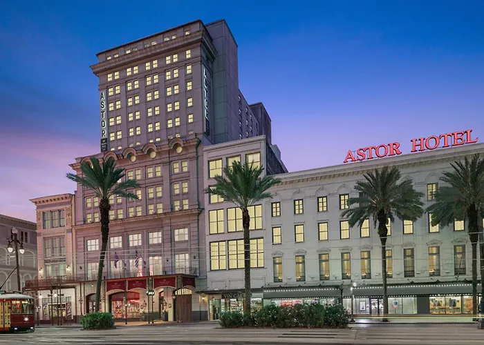 Hotels in New OrleansCrowne Plaza French Qtr - Astor By Ihg