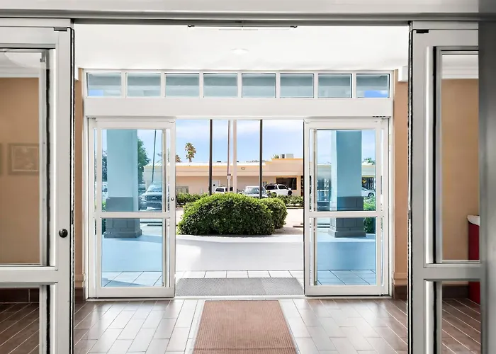 Comfort Suites New Orleans East