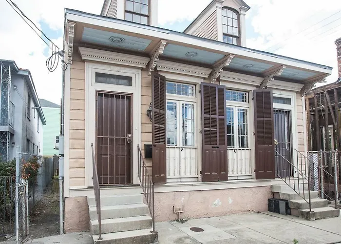 New Orleans Hideaway Hotel